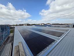 Sonnenkraft PV System, montiert in 06406 Bernburg © Solarzentrum Bernburg GmbH Sonnenkraft PV System, montiert in 06406 Bernburg © Solarzentrum Bernburg GmbH